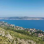 Apartamento In Near Paklenica Park Starigrad Paklenica