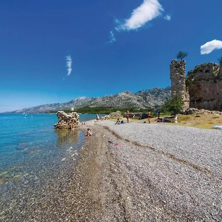 Bright In Dalmatia By The Sea Starigrad Paklenica